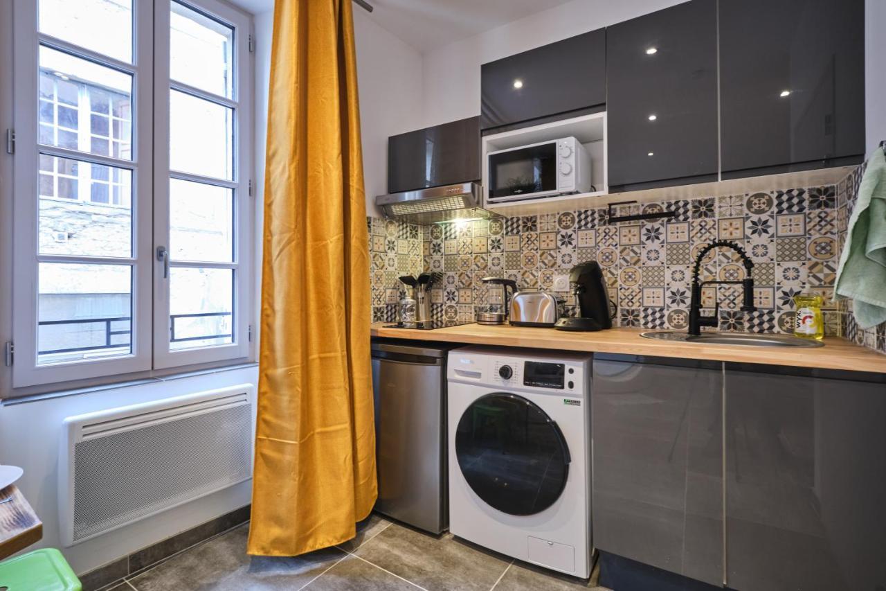 Place Carnot - Studio Tout Equipe Avec Jacuzzi Proche Toutes Commodites カルカソンヌ エクステリア 写真