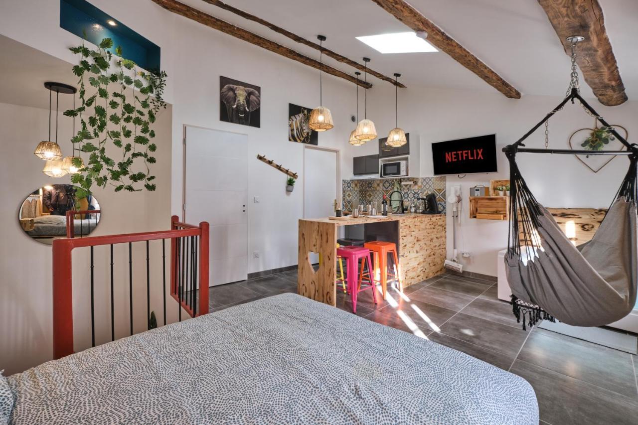 Place Carnot - Studio Tout Equipe Avec Jacuzzi Proche Toutes Commodites カルカソンヌ エクステリア 写真