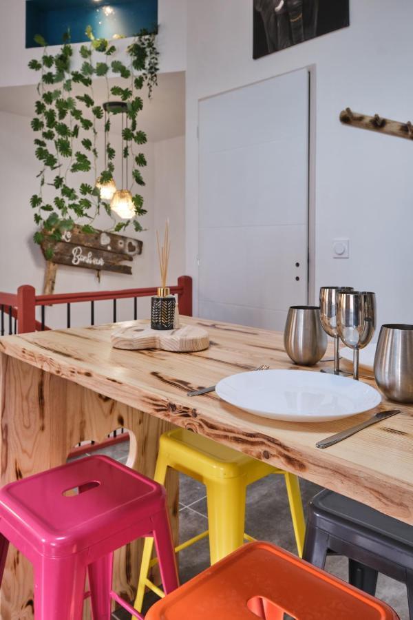 Place Carnot - Studio Tout Equipe Avec Jacuzzi Proche Toutes Commodites カルカソンヌ エクステリア 写真